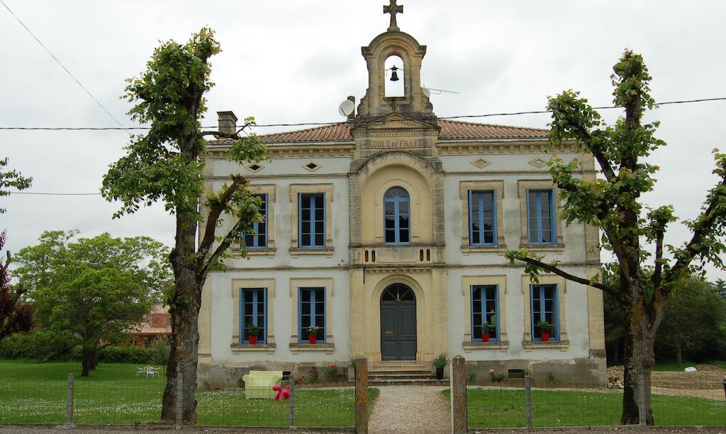 La Vieille Ecole Acomodação com café da manhã Bourgougnague Exterior foto